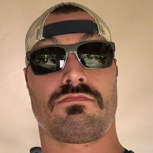 Meet your Posher, Brock